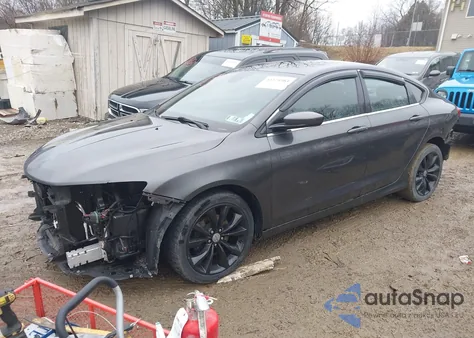 2016 Chrysler 200 S z USA, uszkodzony, nr VIN 1C3CCCBB7GN175089